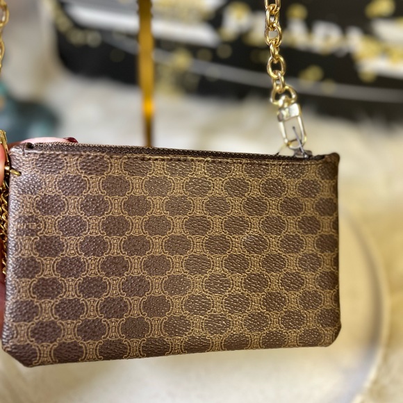 Excellent Preloved Celine Pouch/wristlet for w/ unbranded gold chain and charms. - Picture 8 of 10